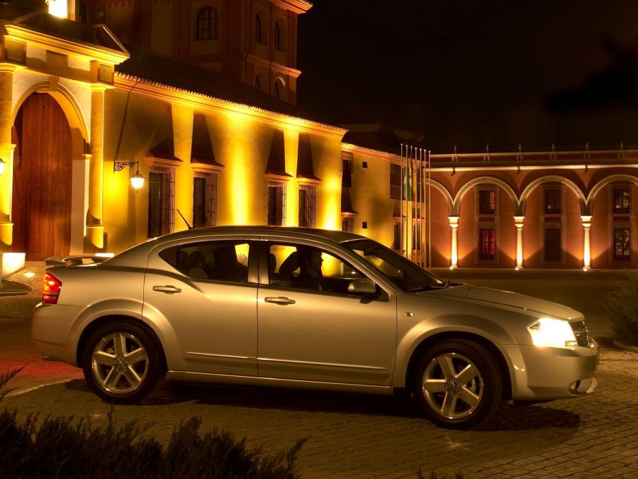  Dodge Avenger 2007 года  (EU) (фото 12 из 30)